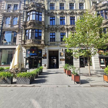 Apartment In The Strict City Centre Łódź Dış mekan fotoğraf